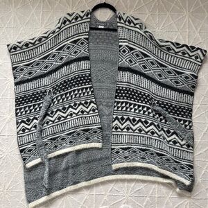 Oversized Aztec Shawl